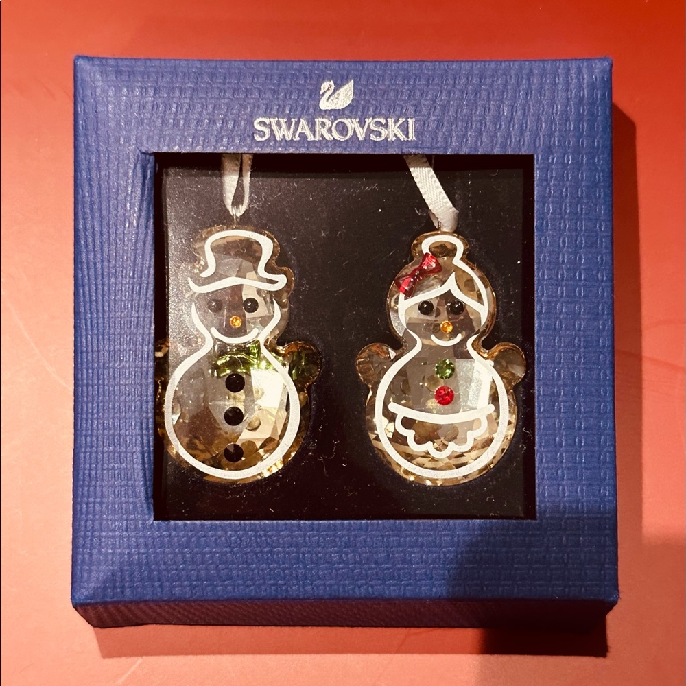 Swarovski Gingerbread Snowman Couple Ornament NWT, perfect condition - so cute!!